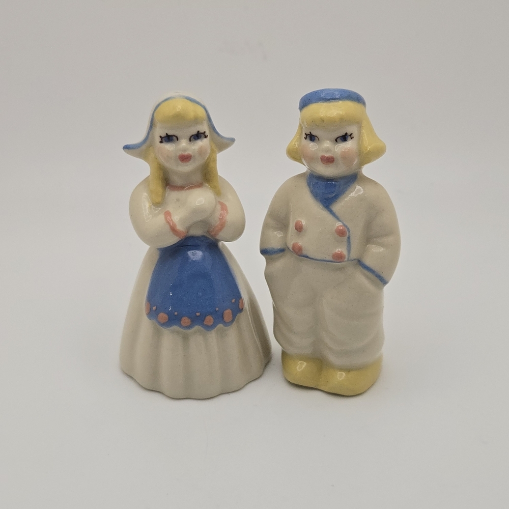 Dutch Couple Salt and Pepper Shakers